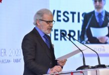 Abdellatif Jouahri : La banque doit financer plutôt le projet que la personne