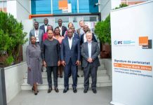 IFC s’associe à Orange Bank Africa pour accroître les prêts numériques aux petites entreprises en Afrique de l’Ouest